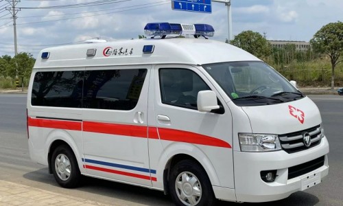 7人福田救護車(汽油機)