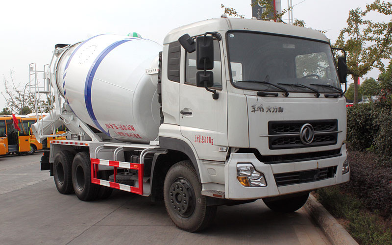 HLQ5250GJBD混凝土攪拌運(yùn)輸車