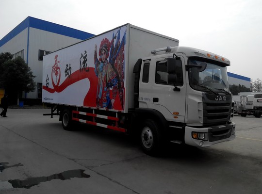 江淮格爾發(fā)流動(dòng)舞臺(tái)車
