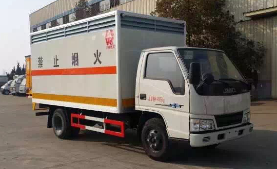 3.16米江鈴氣瓶運(yùn)輸車(chē)