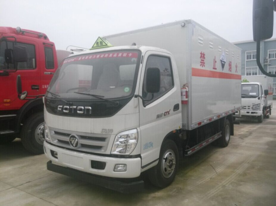 福田奧鈴4.14米腐蝕性物品廂式運(yùn)輸車